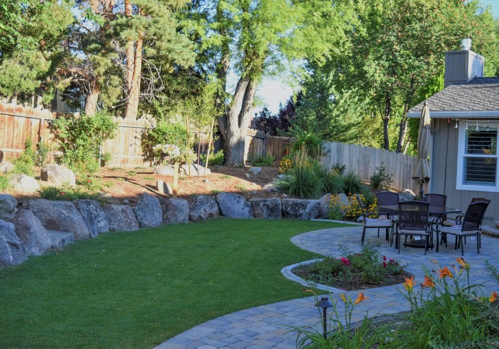 Rockery Walls, Boulder retainer walls